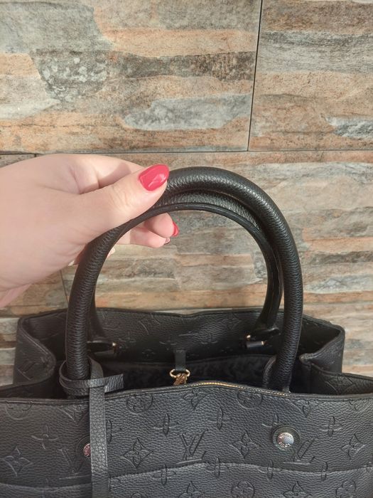 Намалена Дамска чанта Louis Vuitton черна