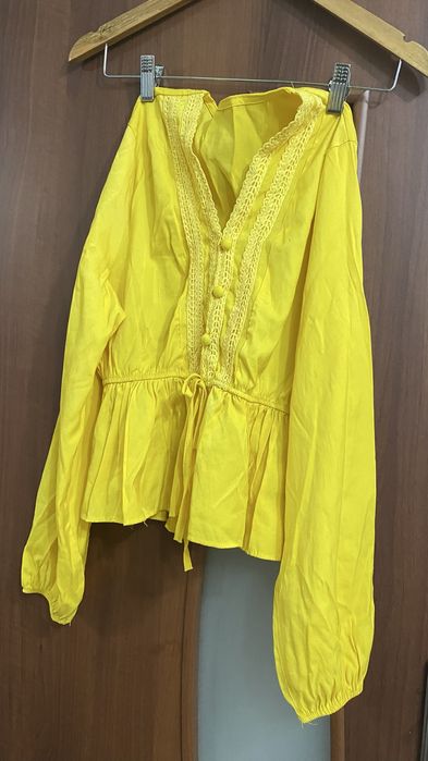 Продам женские веши