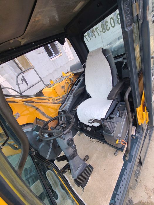 Ekskavator sotiladi!!!