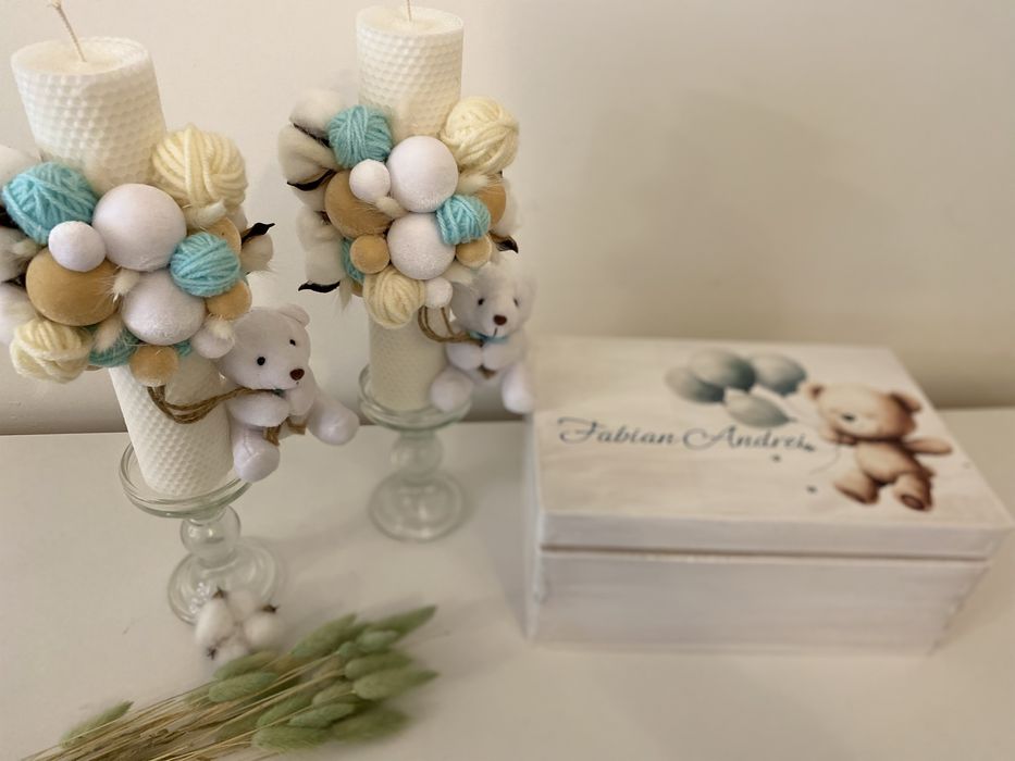 Trusou de botez, personalizat, in cufar din lemn + lumanare botez