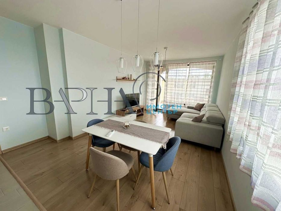 Дава се под наем Двустаен апартамент в Варна, Център - 70 кв.м за 398.82 € - Снимка #5