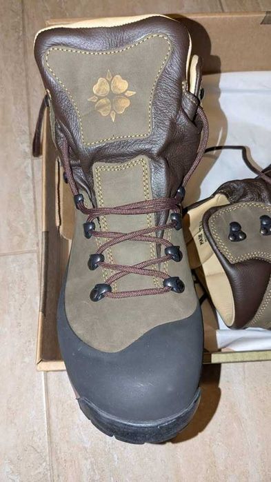 Tрекинг обувки за дълги преходи FITWELL MARTE, номер 44.5