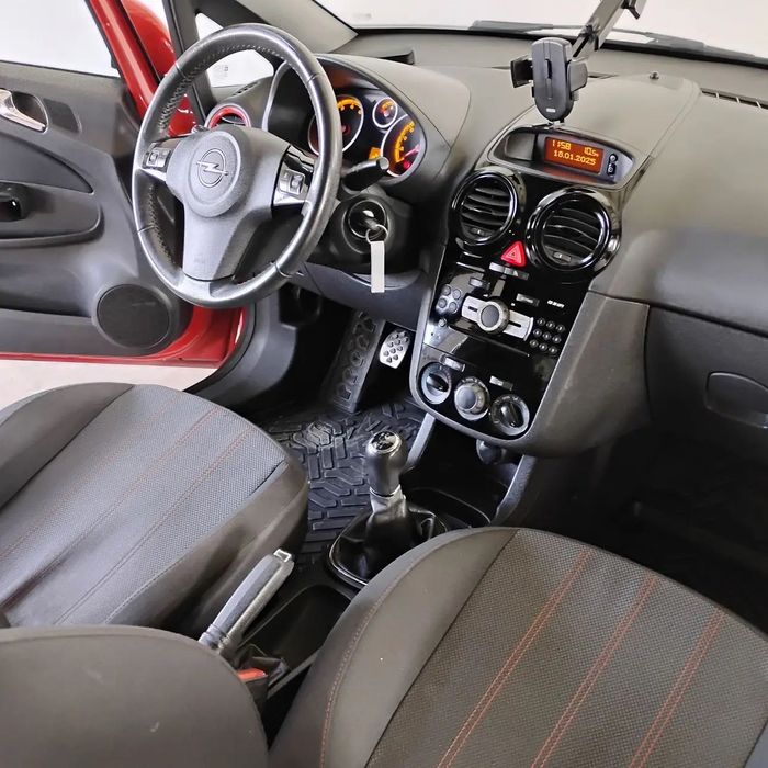 Opel Corsa D 2011