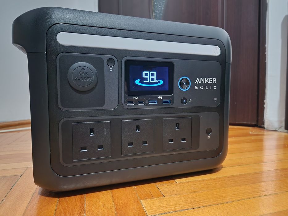 Statie de incarcare ANKER Solix C800X, 1200W + Panou Solar Anker Solix PS100W