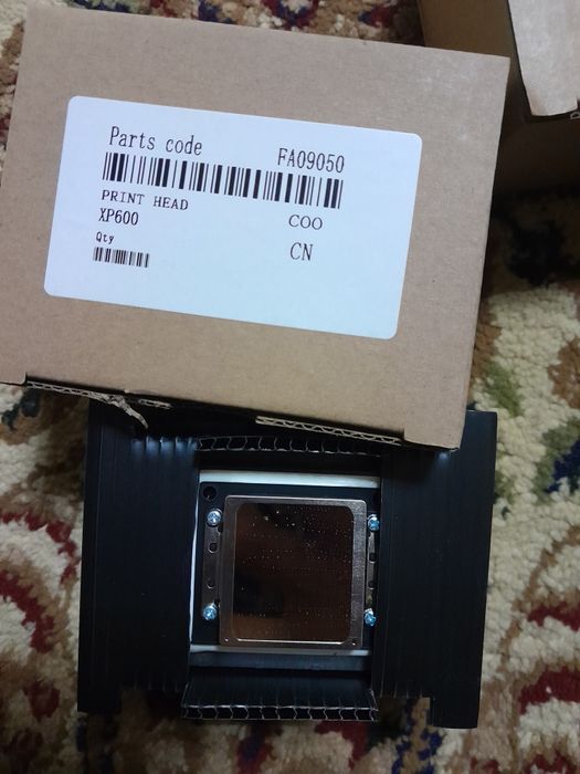 Печатающая головка оригинал новый epson xp600