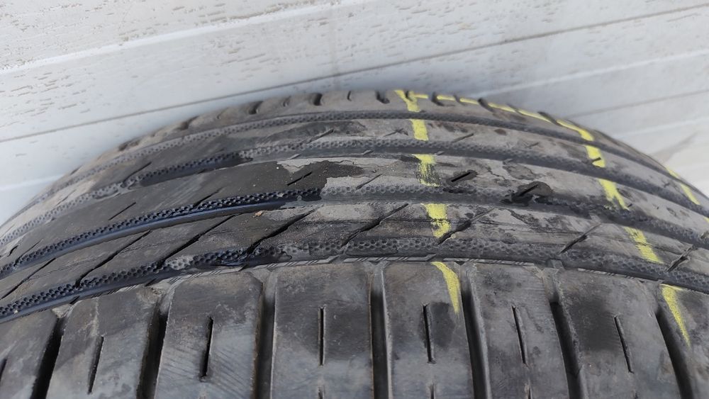 Гуми Нокиан 235/60/18