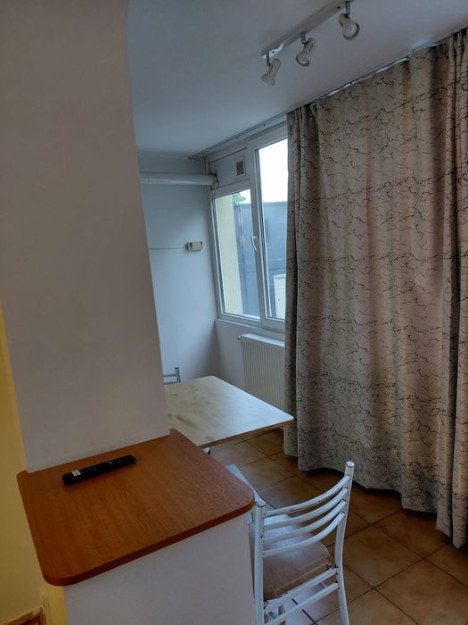 Inchiriez apartament 2 camere Sos. Pajura