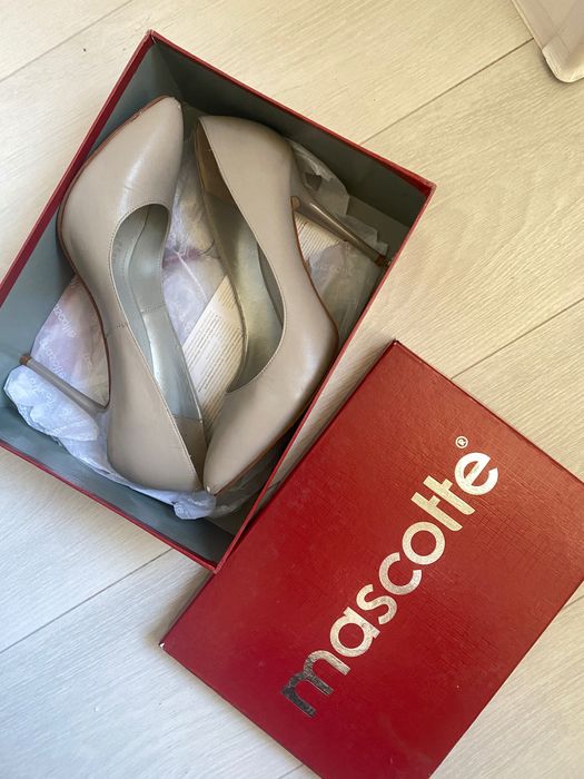 Серые туфли от Mascotte 40 размер