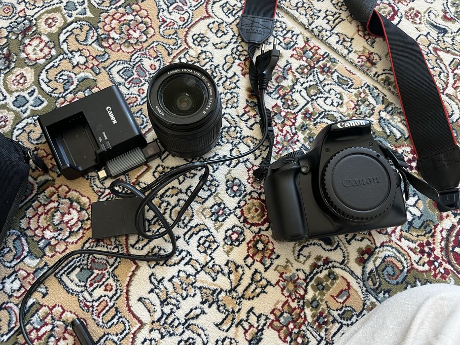 Canon eos 1100d