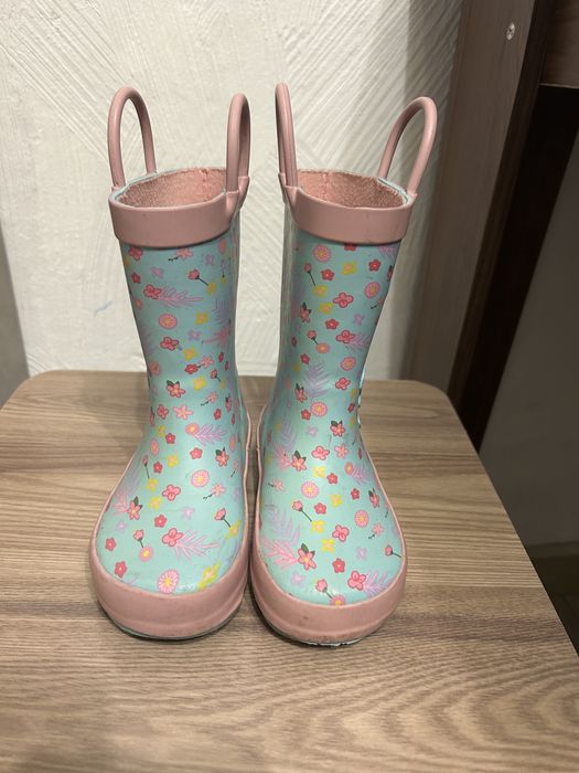 Продам резиновые сапоги