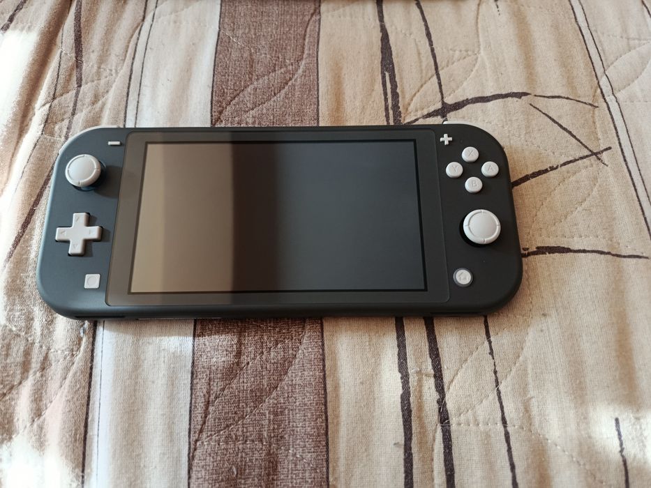 Нов Nintendo switch lite