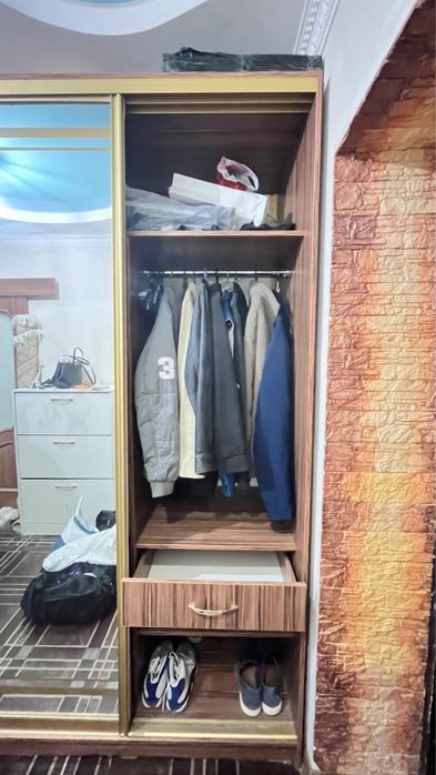 Срочно продам купе шкаф
