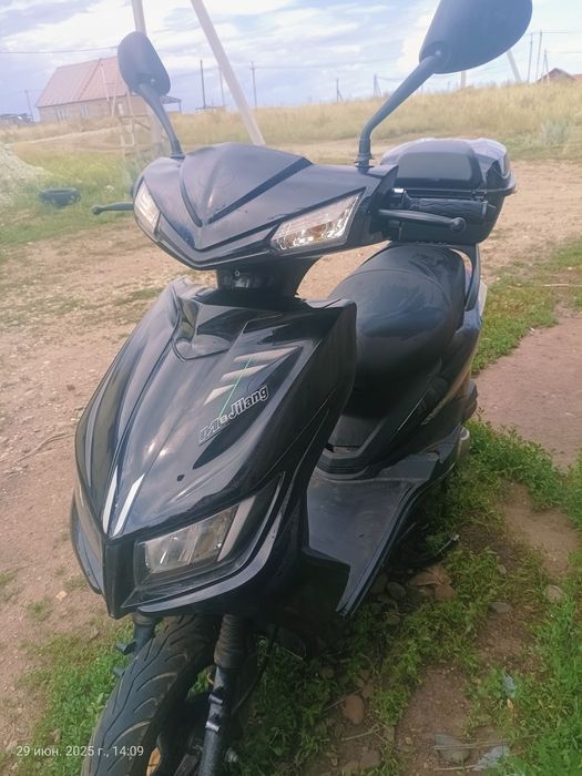 Продается Скутер Jilang М8