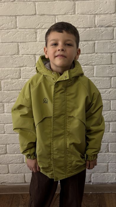 Продам детские курточки