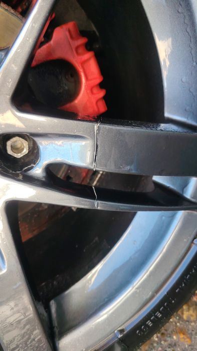 Джанти 17 цола/ 5×112 с пукнатини