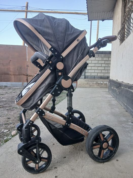 Продам детскую коляску