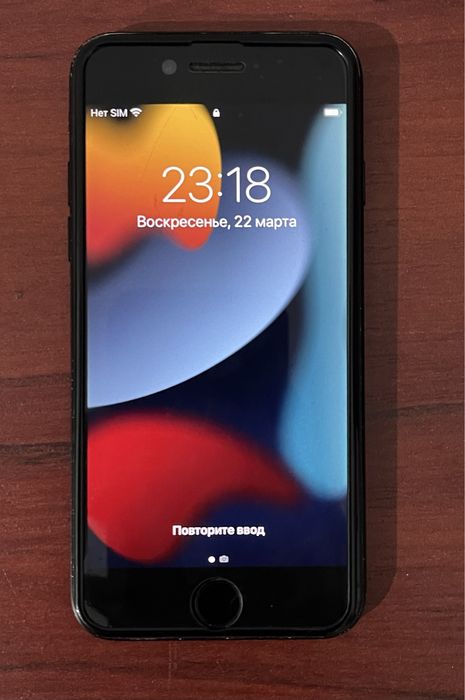 Айфон 7 черный.