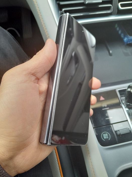 Z fold 4 срочно пр