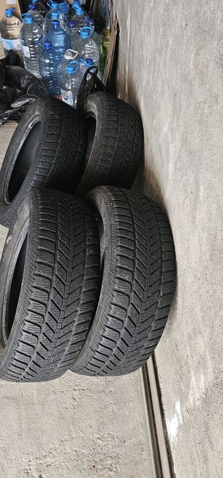 Зимни гуми 225/55/18 за СУВ