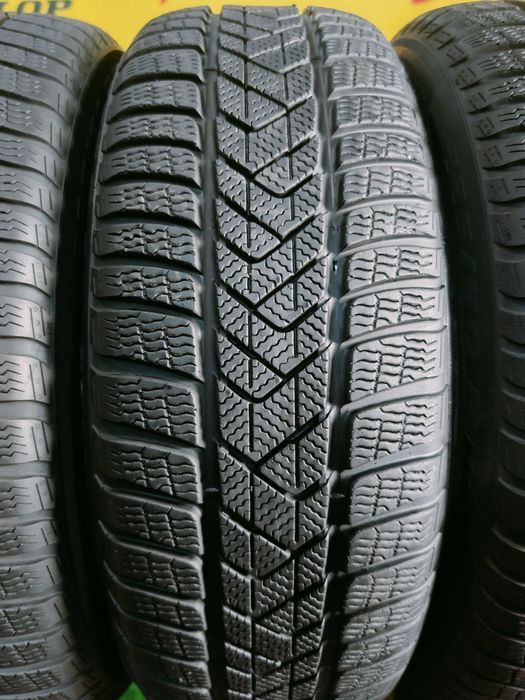 225/50R18 Pirelli run flat steluță