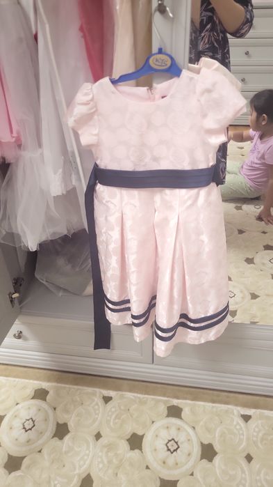 Нарядные платья на 3-4-5 лет