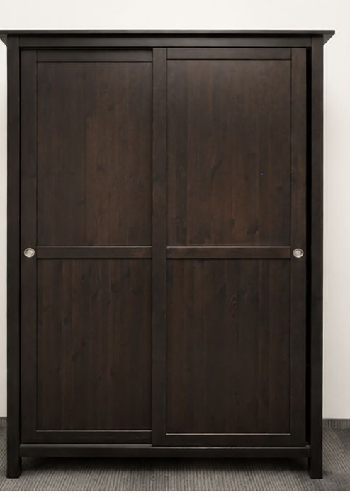 Dulap  Ikea cu uși glisante-aproape nou
