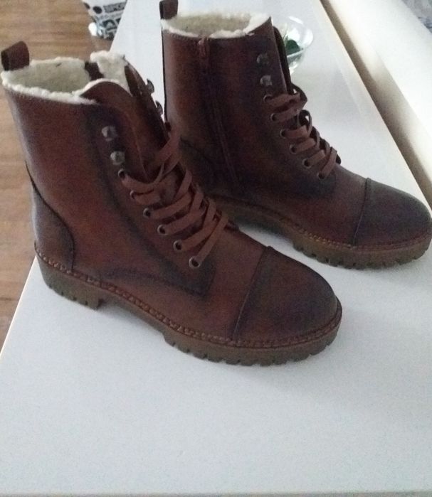 Vand ghete de dama noi Landrover