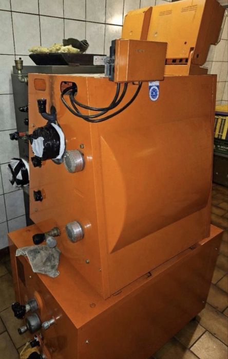 Vând centrală termică pe ulei (combustibil)  Viessmann Vitola-biferral