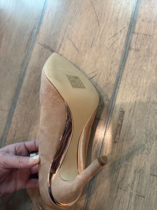 Официални обувки