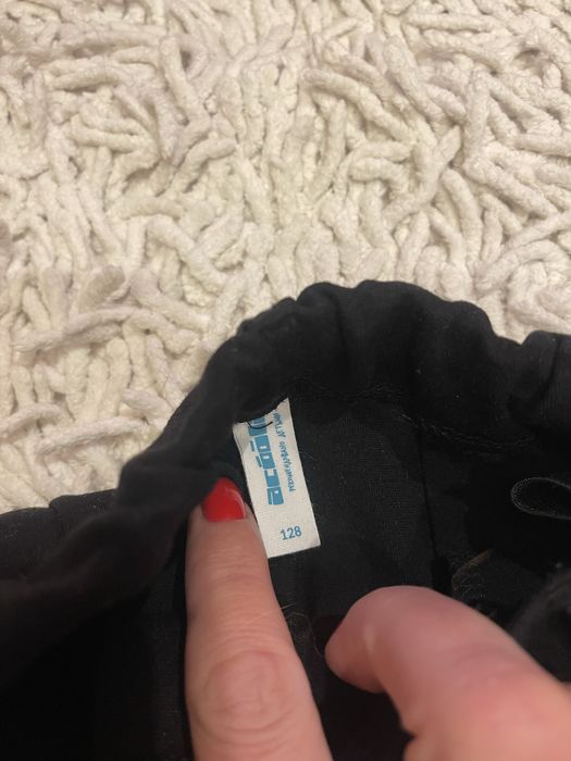 Вещи  для девочки 1 класс. В отличном состоянии .