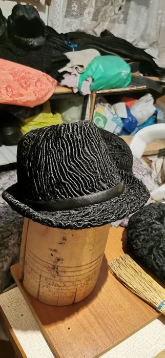 Palarie din blana naturala de miel