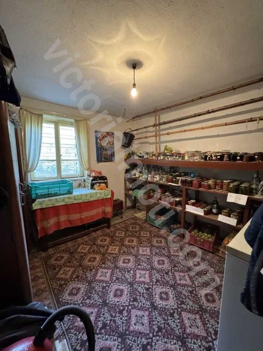 Продава се Къща в Велико Търново, Център - 200 кв.м за 263 €/кв.м - Снимка #14