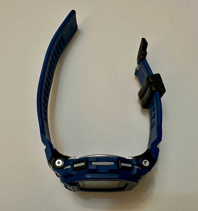 Vând ceas Casio G-Shock G-Squad GBD-200-2ER în stare excelentă