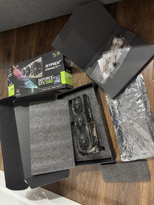 Продам Asus strix Geforce 1080 8gb