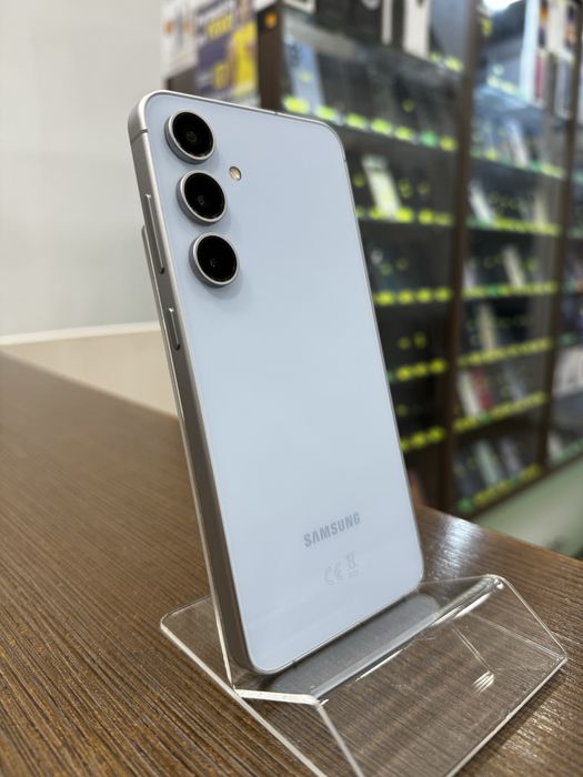 Samsung S24 FE 5G / 256GB / Impecabil / Garantie 12 luni