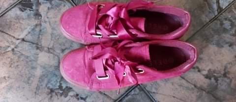 2 броя дамски маратонки Release за 14 лева