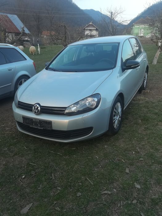 Vând Golf 6 recent adus