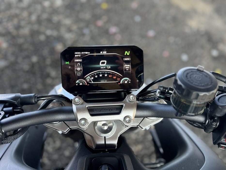 CFMOTO 450NK 2025  4100km