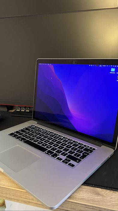 Macbook Pro 15' A1398, i7, 16 Gb RAM, 500gb SSD Rosu • OLX.ro