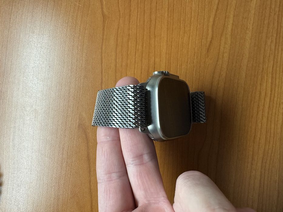 Apple Watch Ultra 2 Natural Titanium Milanese + coletie bratari