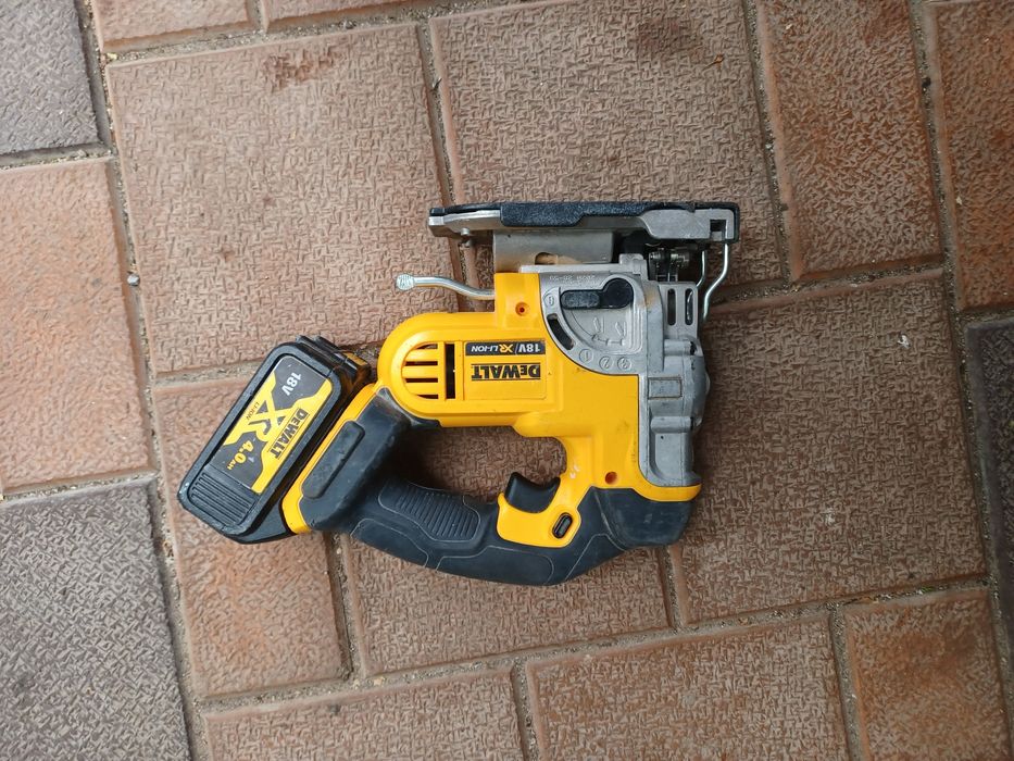 Pendular DEWALT DCS 331 original , made CEHIA
