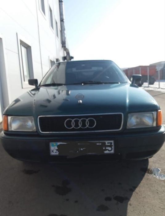 Продам Ауди 80 б 4  2л
