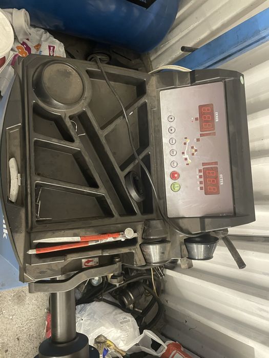 Машина за баланс  А620В