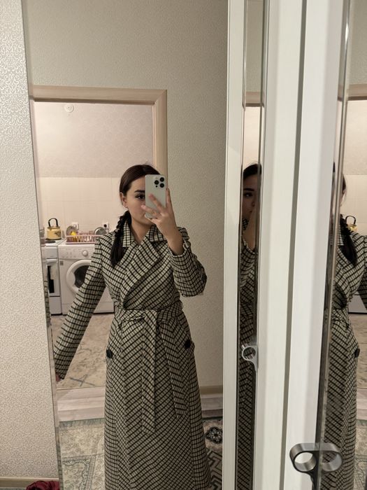 1 ақ рет киілген