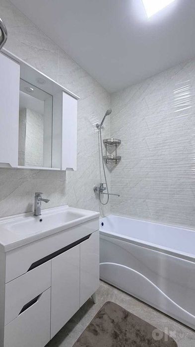 Продается квартира 78м2 в 2х комнатная в Мирзо улугбеке