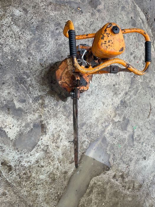 Motofierǎstrǎu rusesc 4M Elektron