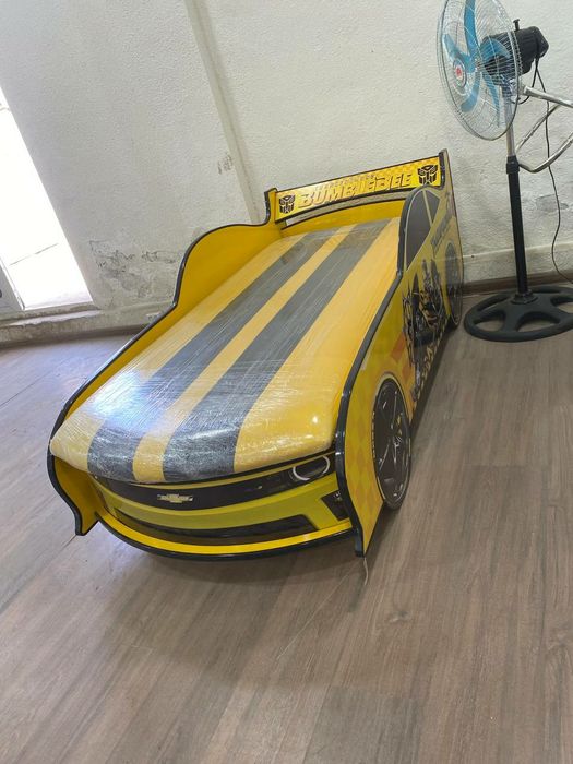 Детсая кровать машина