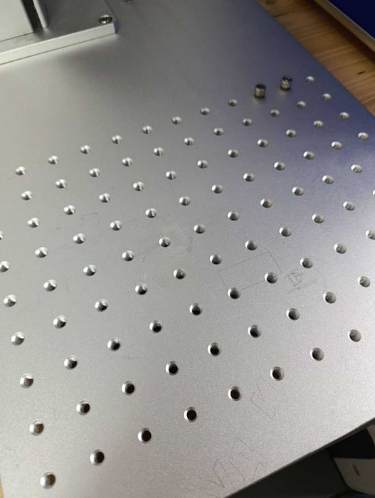 Fiber лазер 20W CNC Tech – като нов | Работна площ 20x20 см | EZCAD