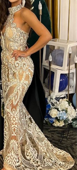 Vand rochie model unicat