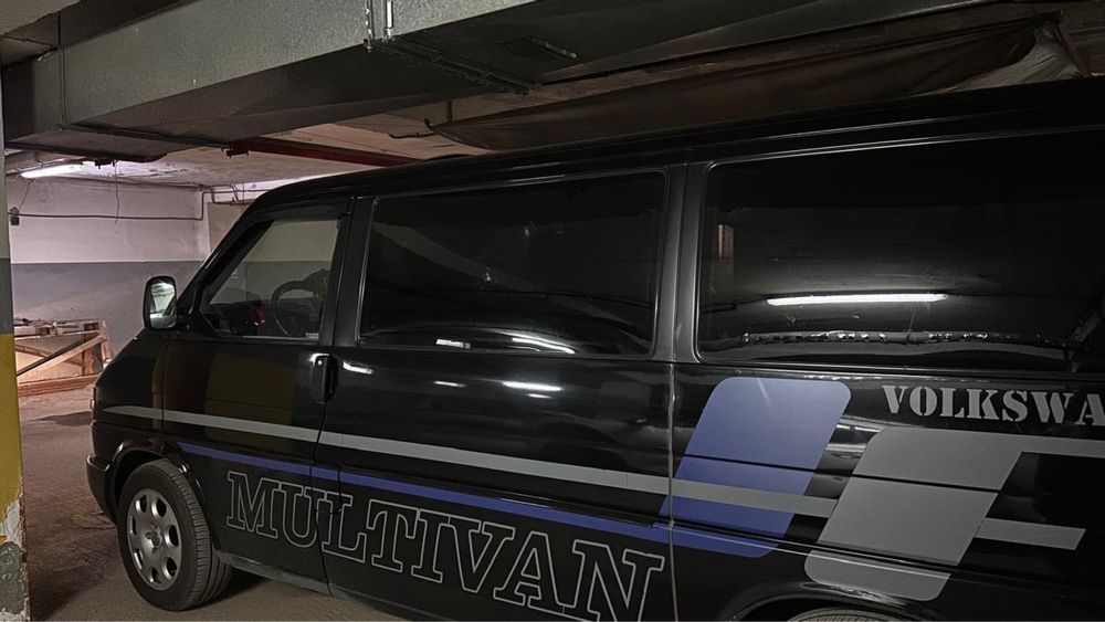 Продам стекло на Т4